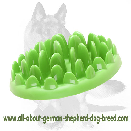 German Shepherd Grassy Lawn Interactive Pet Feeder [KA171070 Interactive Slow Pet Feeder big