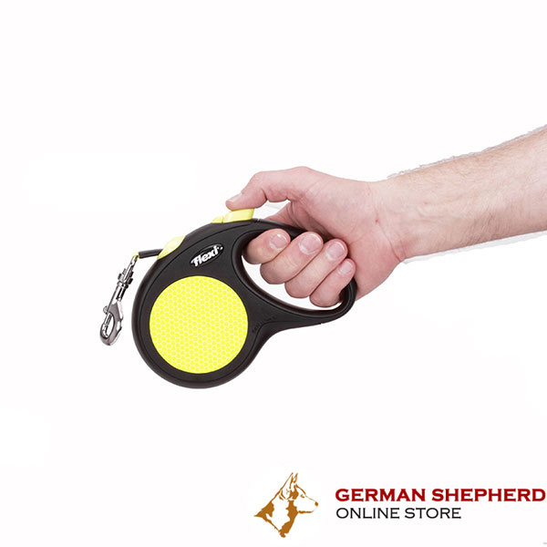 Retractable Leash with Easy-to-use Strong Chrome Plated Snap Hook