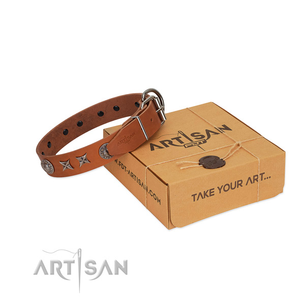 Trendy full grain genuine leather dog collar with corrosion proof hardware