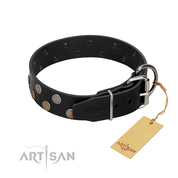 Best quality genuine leather dog collar with strong buckle