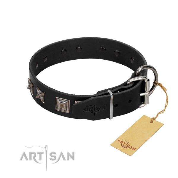 Fine quality natural leather dog collar with corrosion resistant hardware