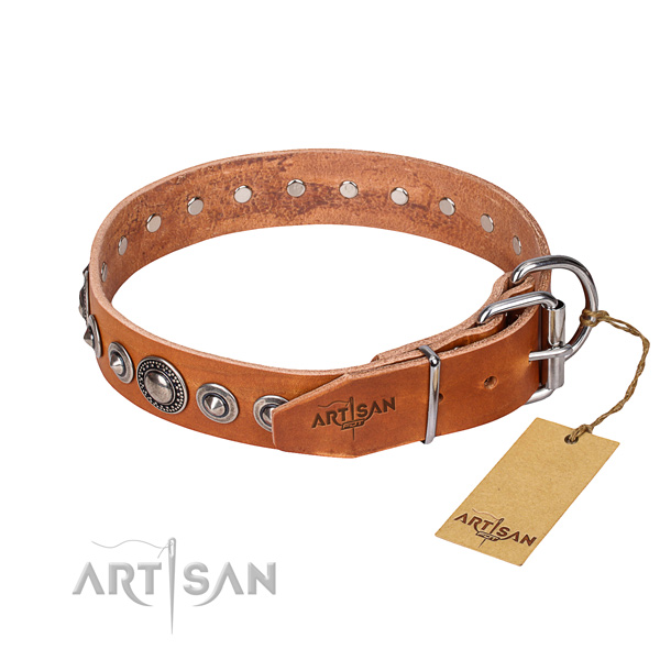 Tear-proof leather collar for your favourite pet