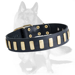 Soft full grain leather collar