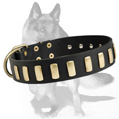 Extra soft genuine leather collar