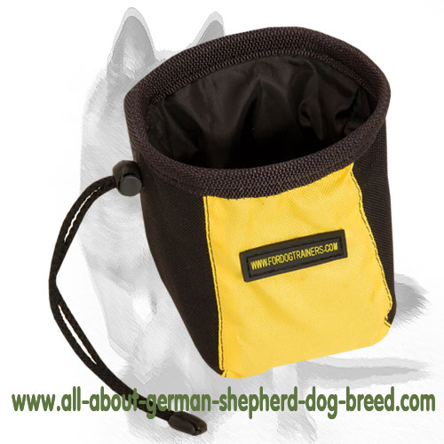 German Shepherd Treat Bag for Free Hands